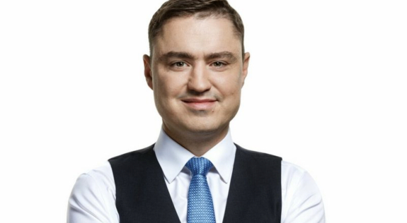 Buvęs Estijos premjeras: „Stiprinant gynybą geriausia, kai turime abu: valdžios lyderystę ir verslo palaikymą“ Buvęs Estijos premjeras: „Stiprinant gynybą geriausia, kai turime abu: valdžios lyderystę ir verslo palaikymą“